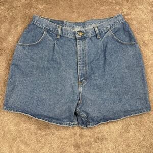 Vtg Wrangler High Rise Mom Jean Denim Shorts Medium Wash Size 16 90s Pleated